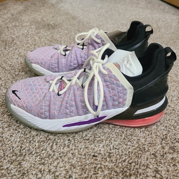 Nike LeBron XVIII 18 Purple White Black Red CW2760 900 basketball sneakers shoes - Picture 2 of 7